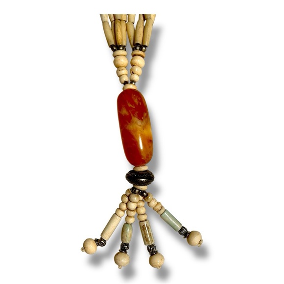 VINTAGE Carved Beaded Necklace in Orange Quartz 15” - Picture 8 of 16